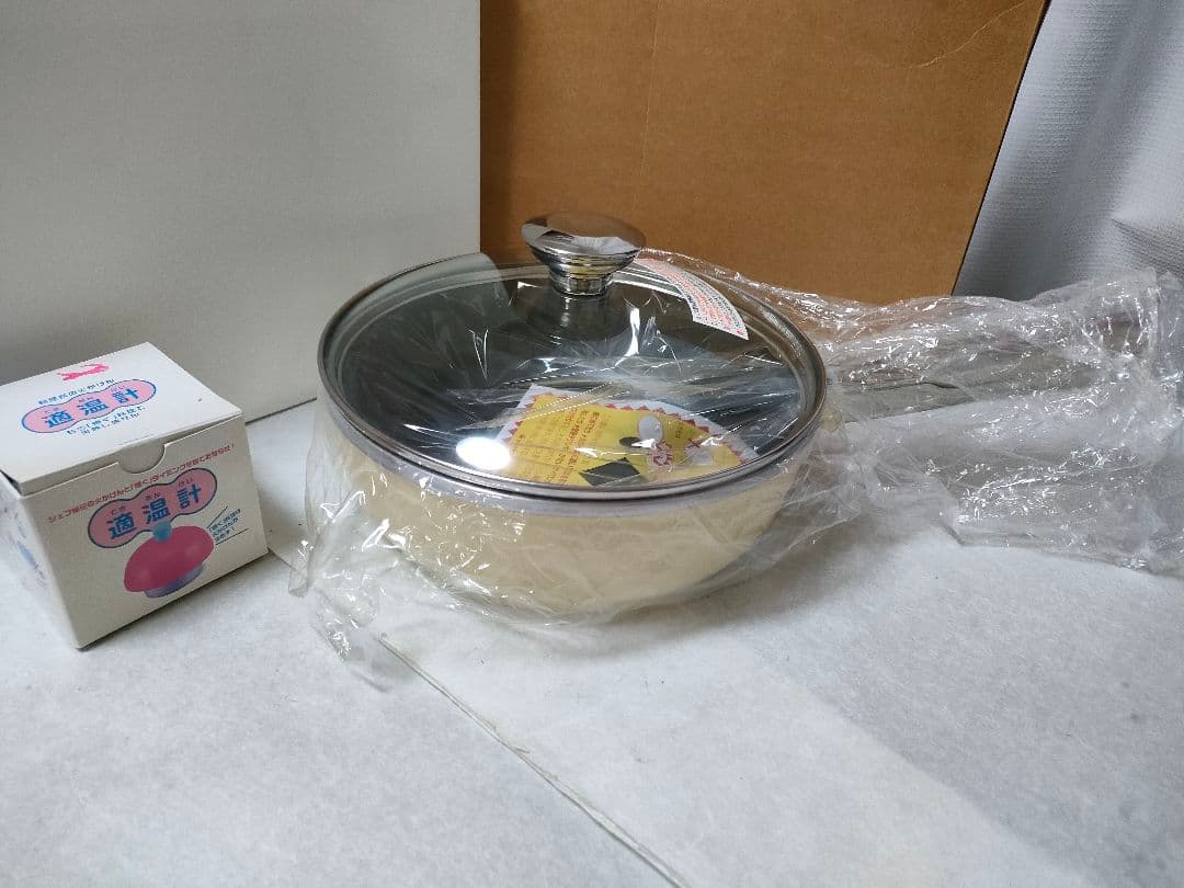 【未使用】　アサヒ軽金属　22オールパン　フライパン　ガラス蓋　適温計付き