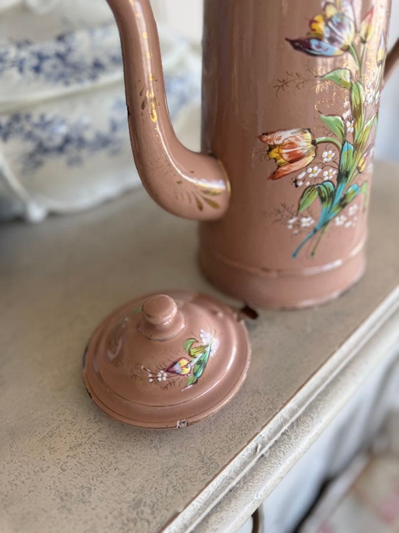 フランスアンティークエトワール社ミルクティー色チューリップ柄のホーローポット