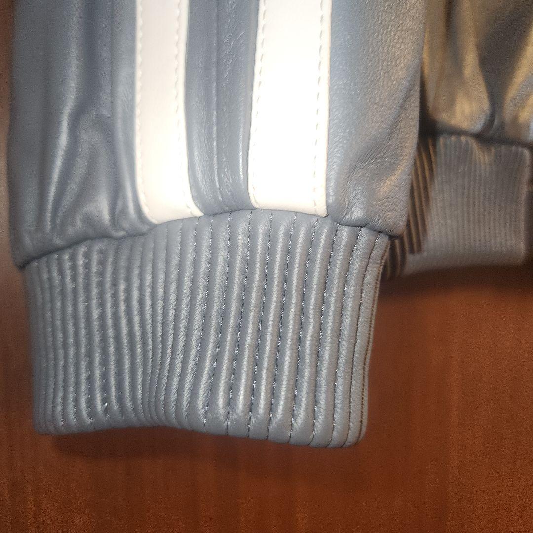 ダーマAnd　羊レザープルゾン　グレーLL