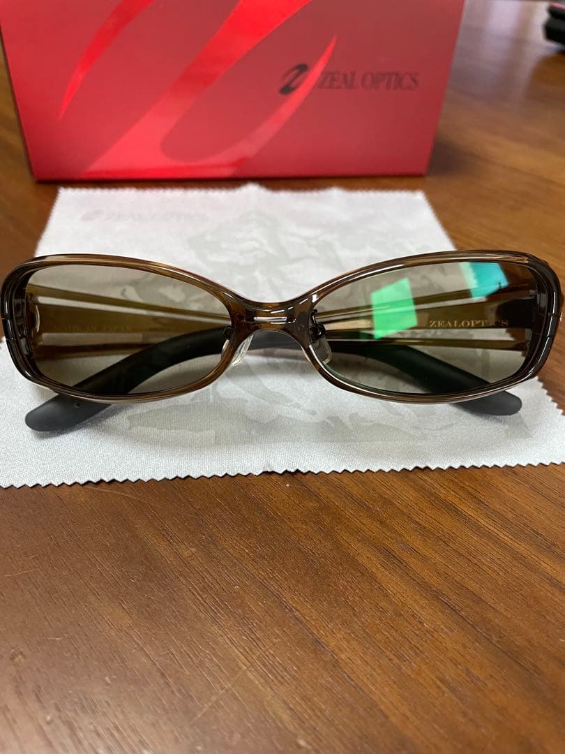 ジール　ZEAL 偏光サングラス　ヴェロティエラ