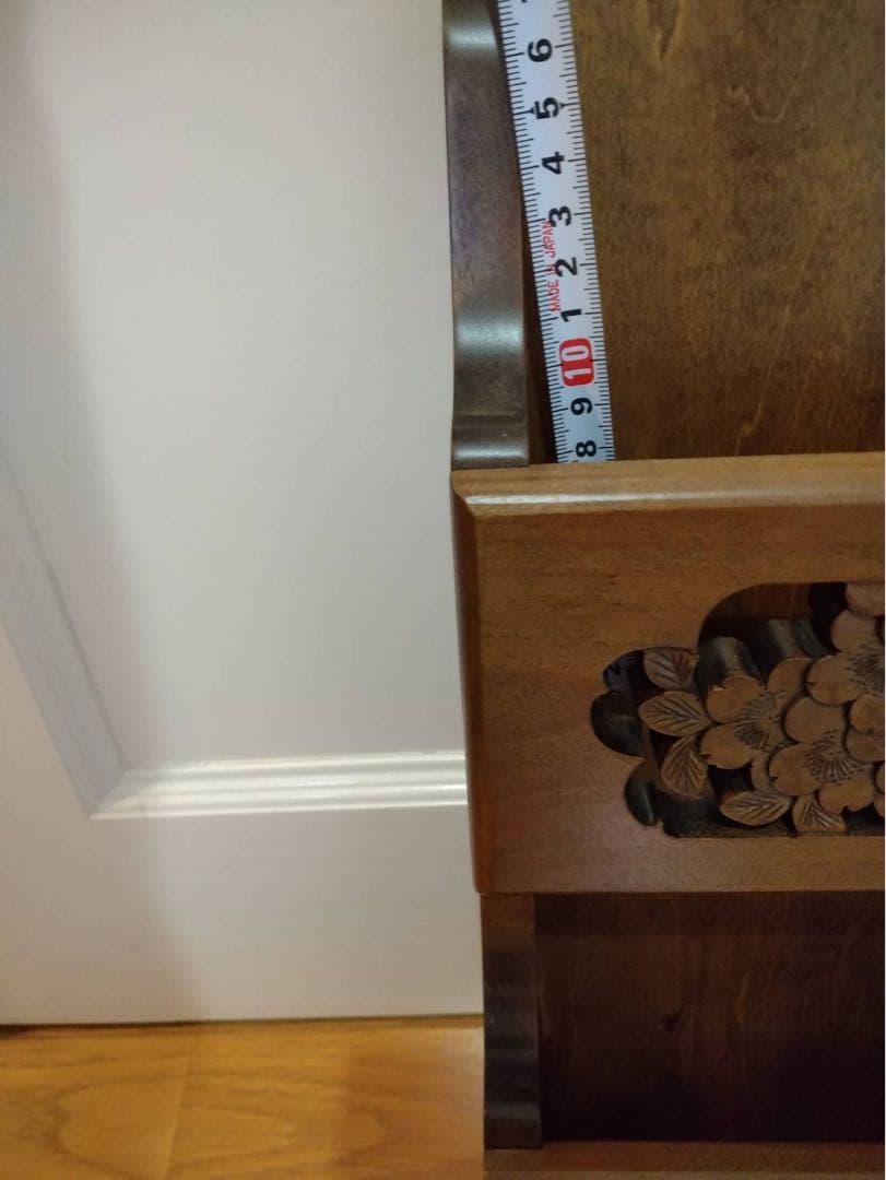 伝統工芸　軽井沢彫り　桜の彫りが美しい　レターラック(壁掛け収納)