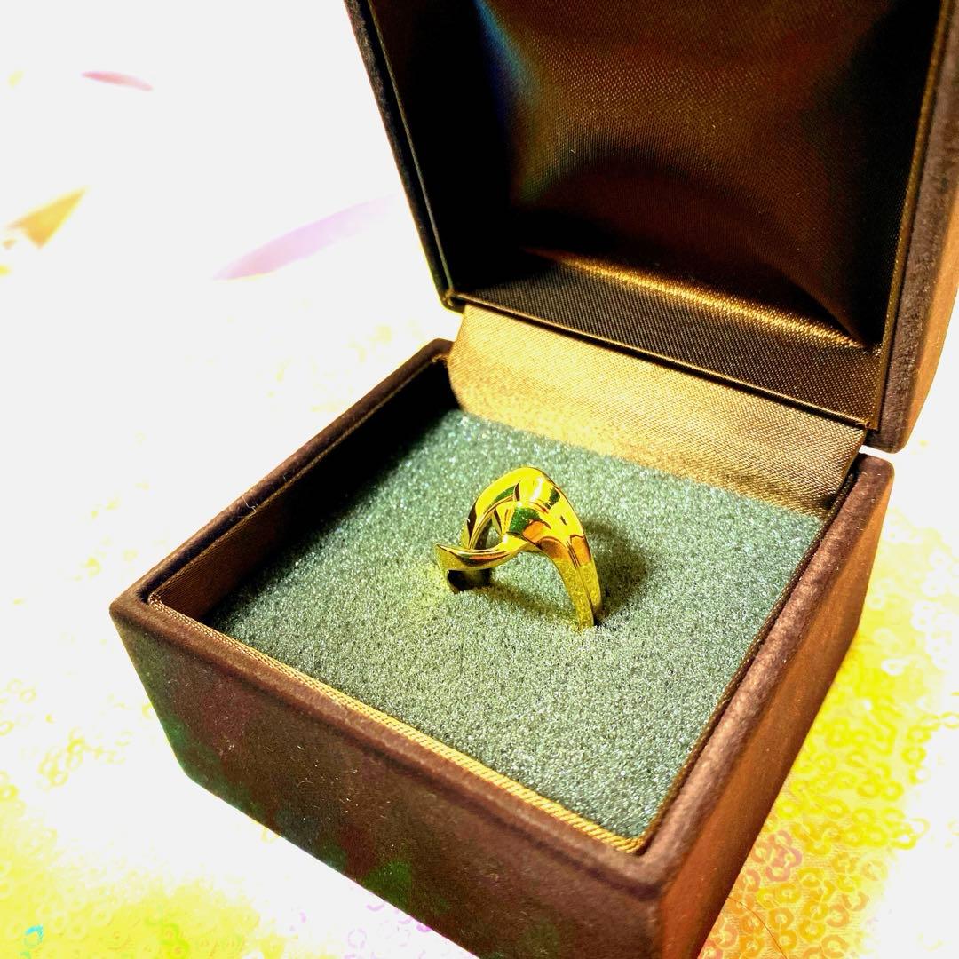 美品　サンローラン　ゴールドリング　11から12号