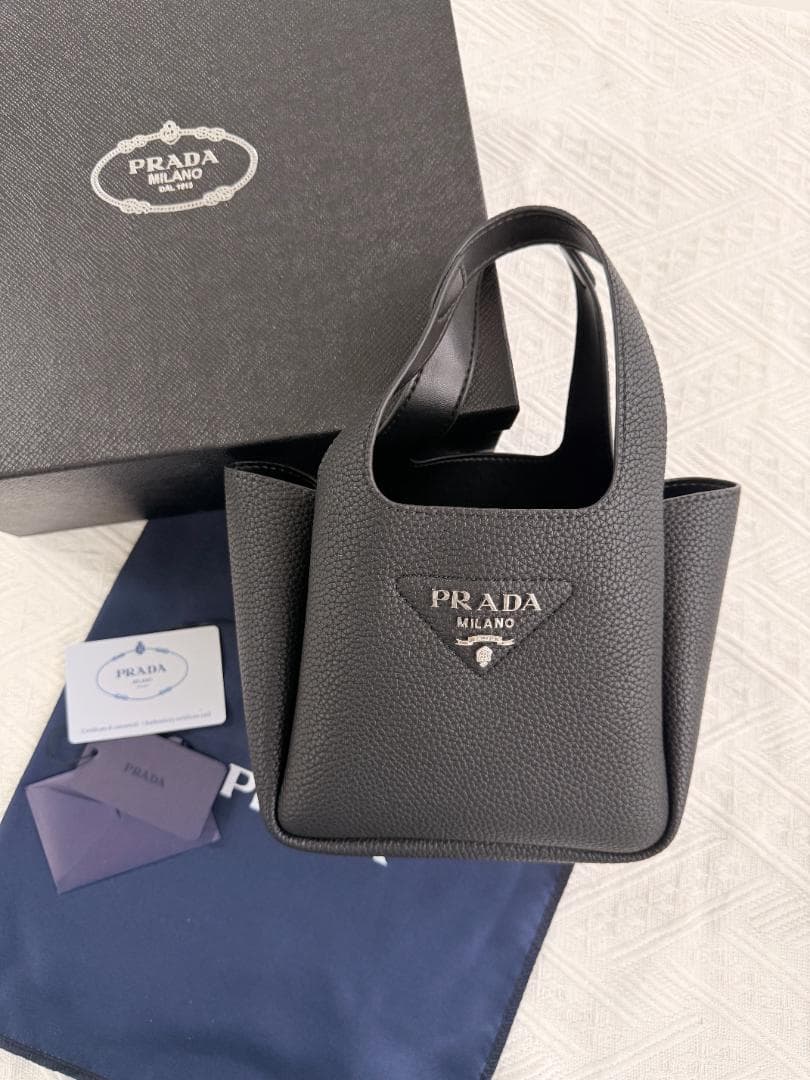 早い者勝ち！ ブラック ハンドバッグ