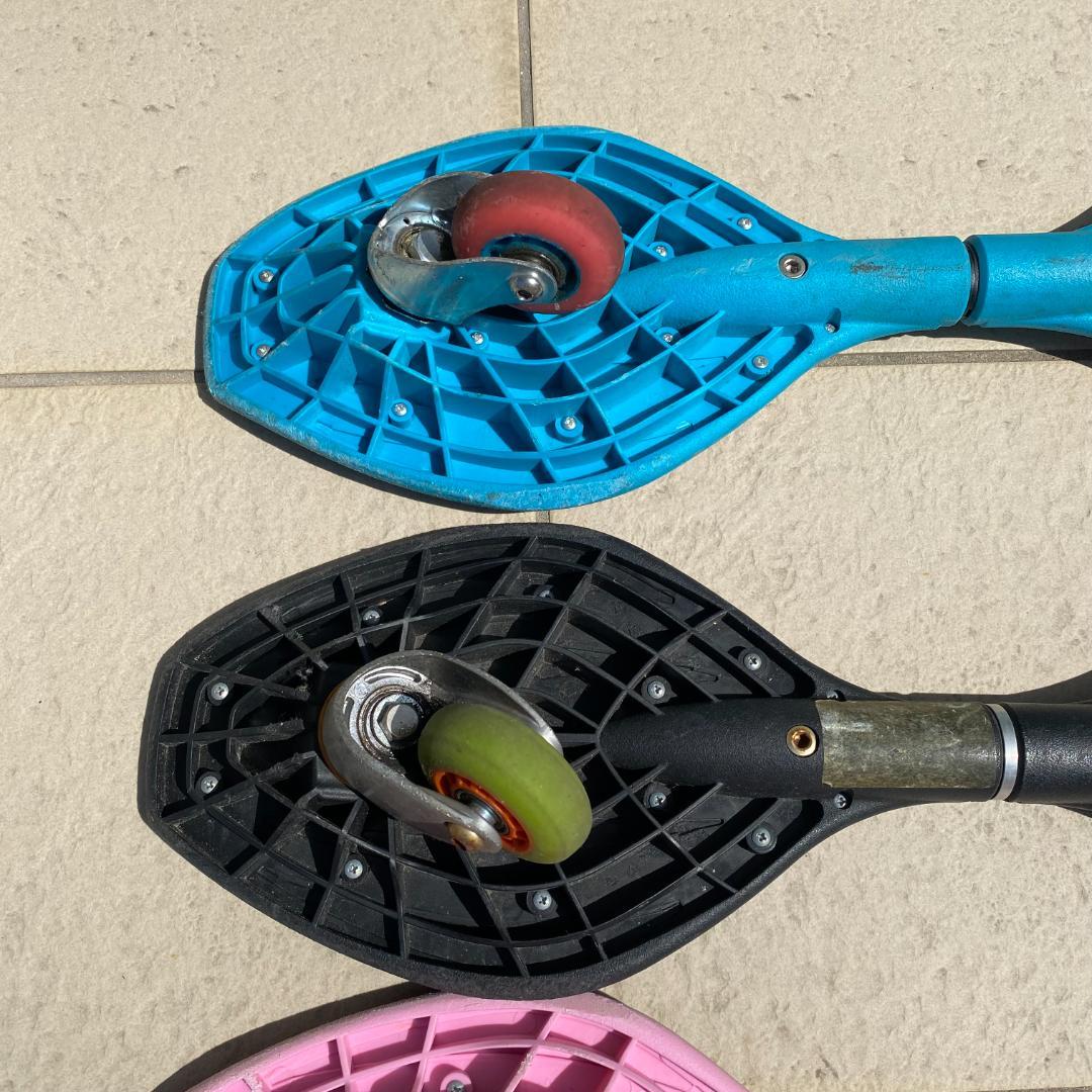 4個 リップスティック デラックス ミニ グラフィックデザイン ブレイブボード