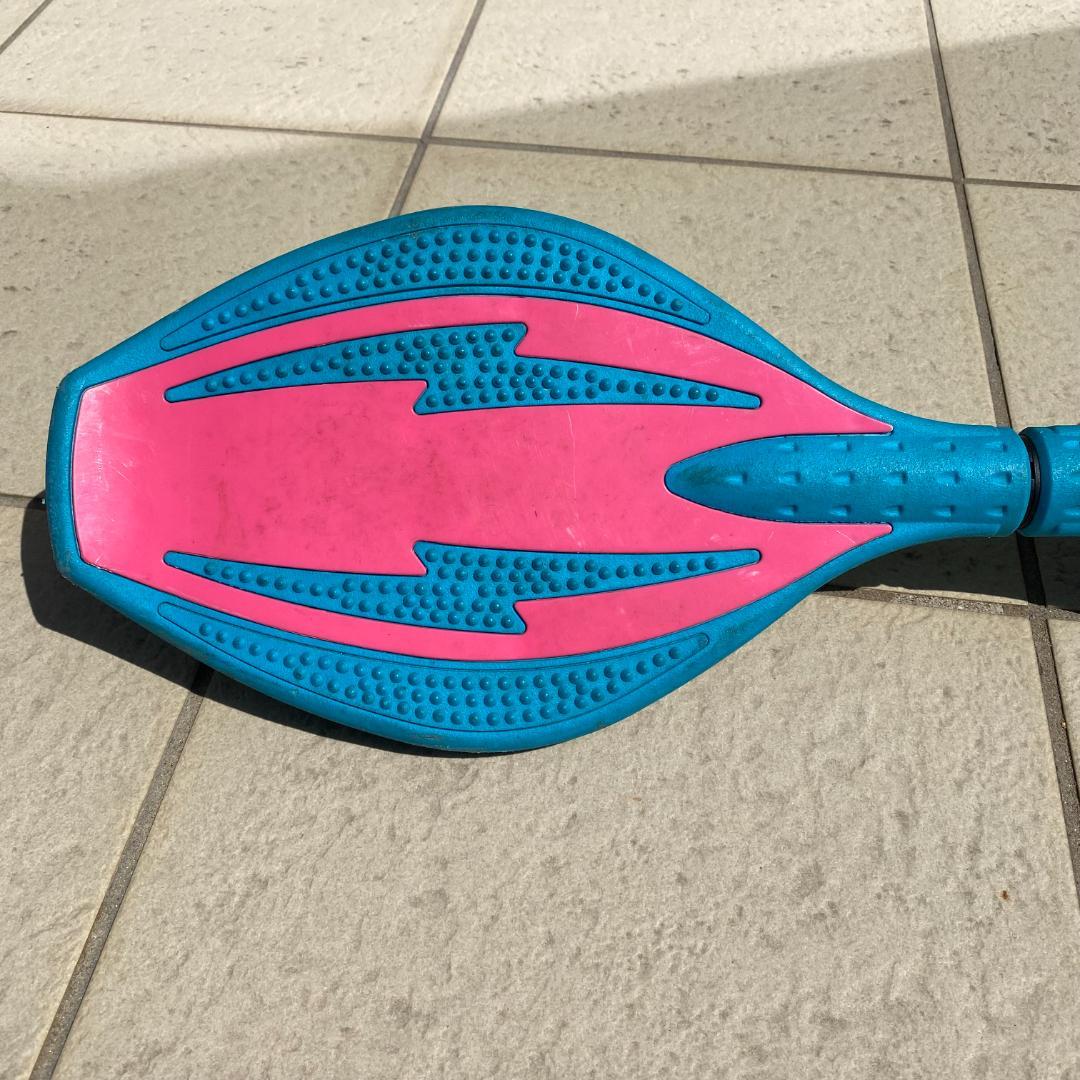 4個 リップスティック デラックス ミニ グラフィックデザイン ブレイブボード