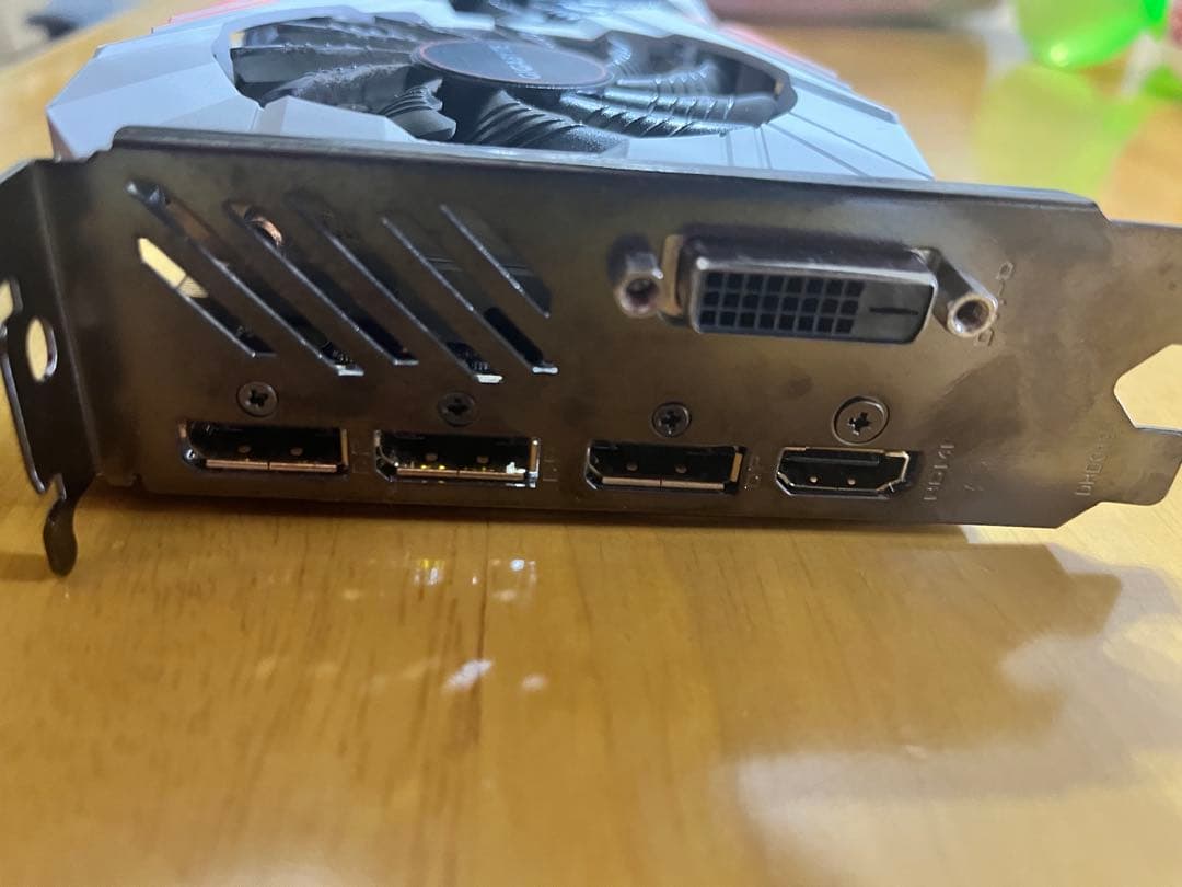 GIGABYTE 1080ti グラフィックボード 3連ファン