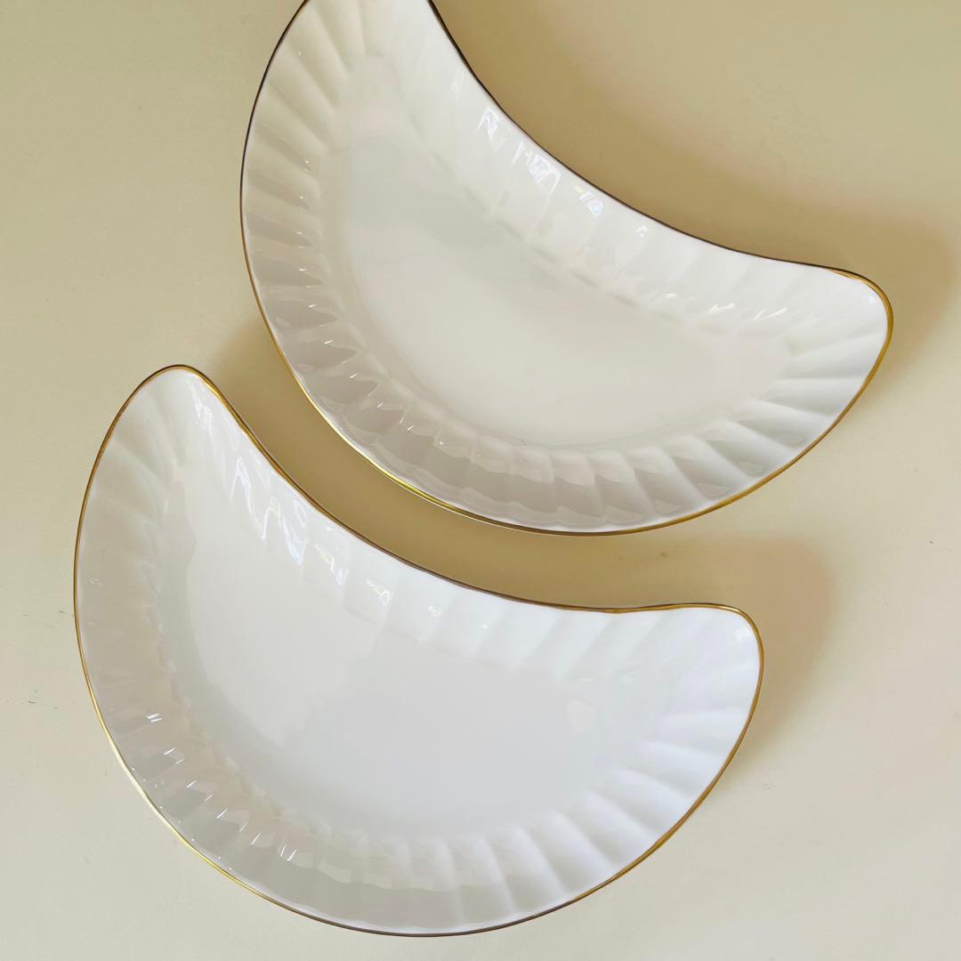 ロイヤルウースター  白磁　金彩　クレセント  ハーフムーン　プレート　６枚