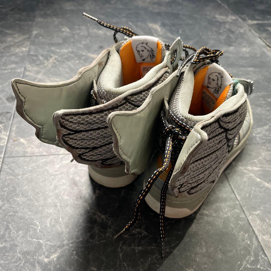 adidas× Jeremy Scott ウイングメッシュデザインスニーカー