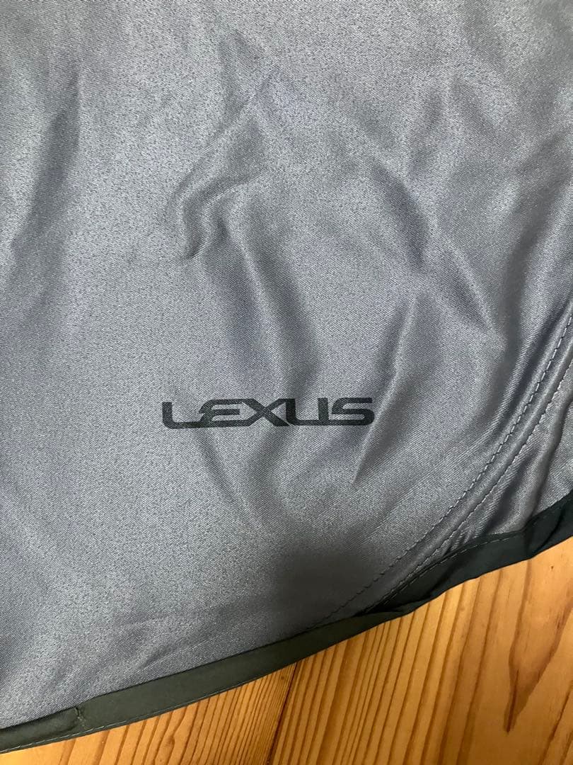 Lexus 純正品フロントシェード