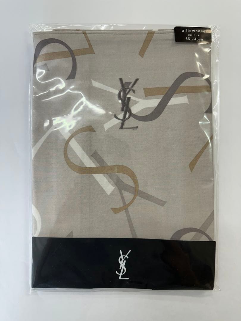 YSL イヴ・サンローラン 刺繍入りカバー3点セット