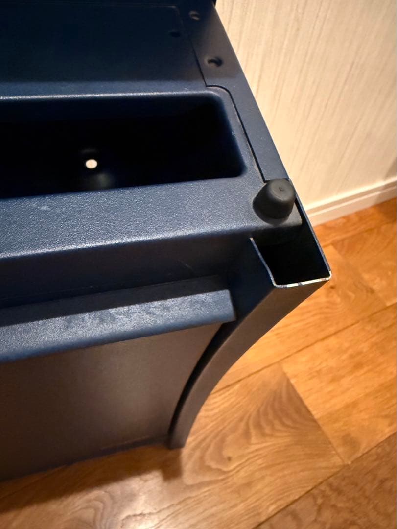 Penne ペンネ社 郵便ポスト STEELY 郵便受け 鍵付き 北欧系 壁掛け