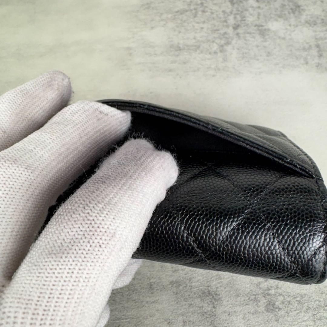 CHANEL シャネル　キャビアスキン　マトラッセ　三つ折り　財布　ケース