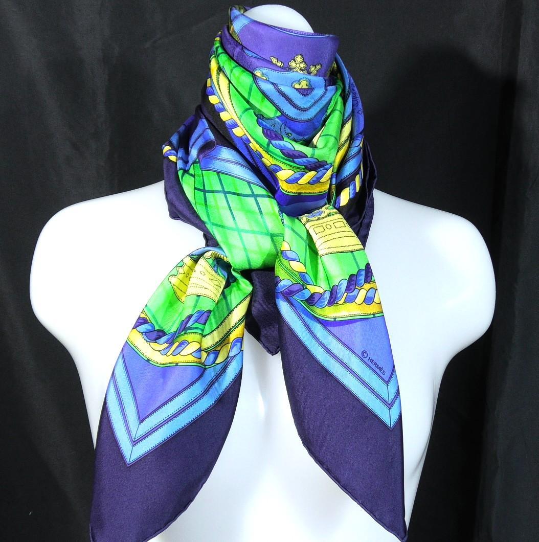 新品未使用品　HERMES エルメス　大判スカーフ　カレ90　 D532