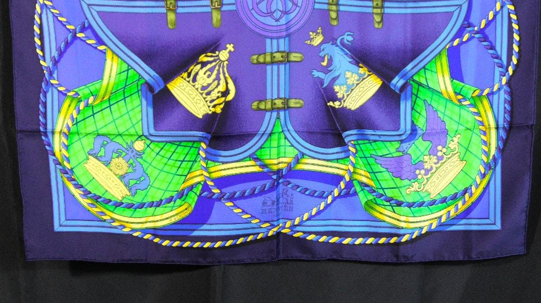 新品未使用品　HERMES エルメス　大判スカーフ　カレ90　 D532