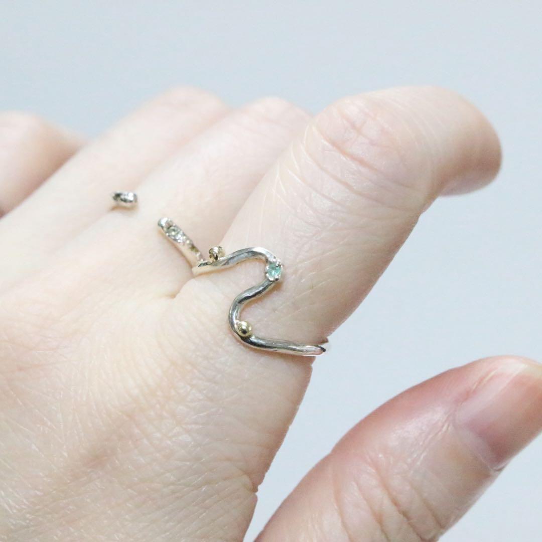 ブラジル産パライバトルマリンとK10粒々無造作曲線デザインシルバーリング10.5