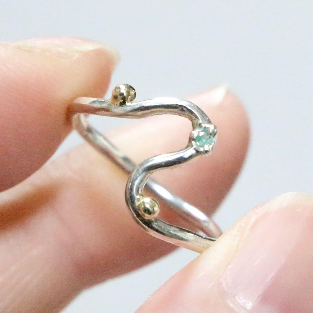 ブラジル産パライバトルマリンとK10粒々無造作曲線デザインシルバーリング10.5