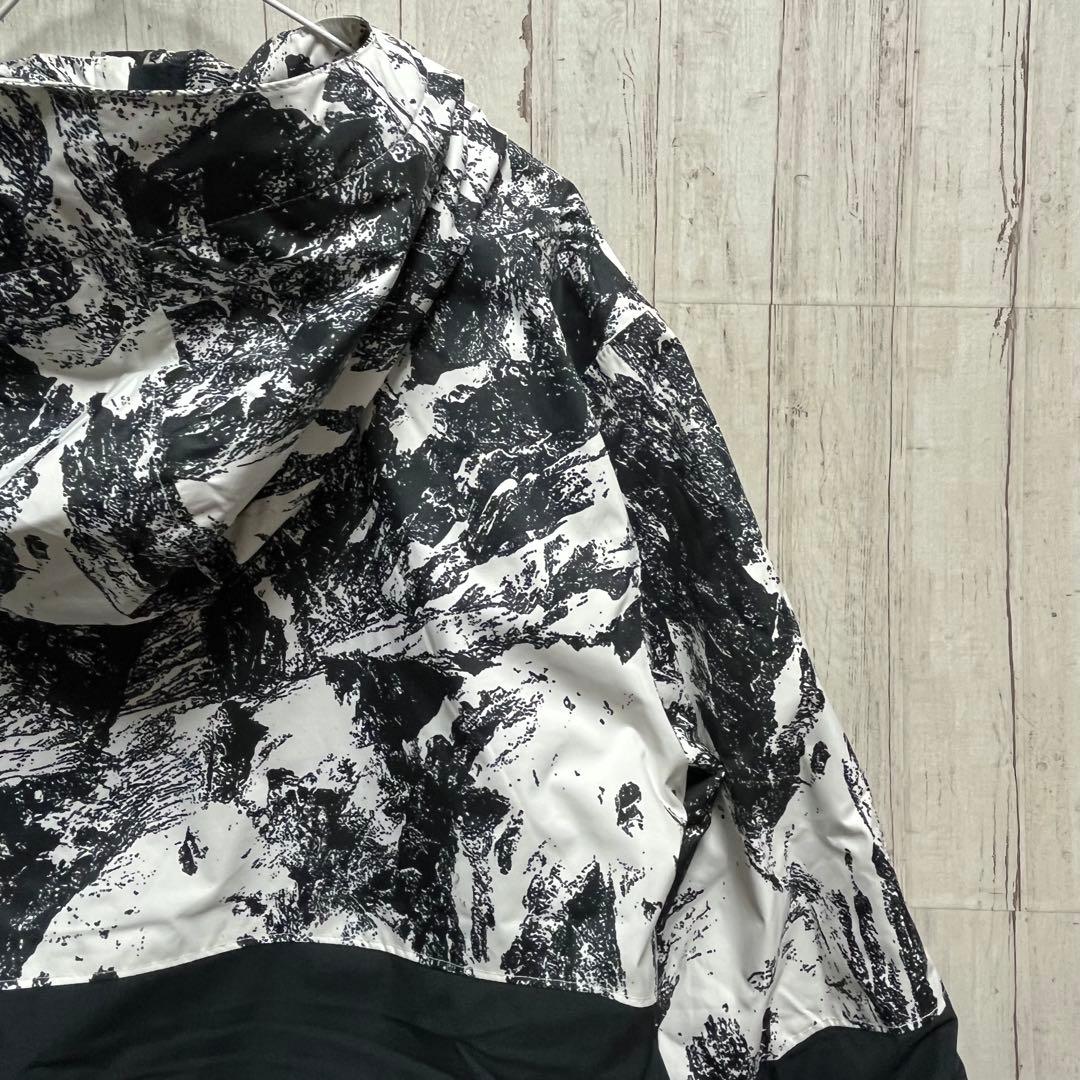 Columbia スノーボードジャケット 白/黒