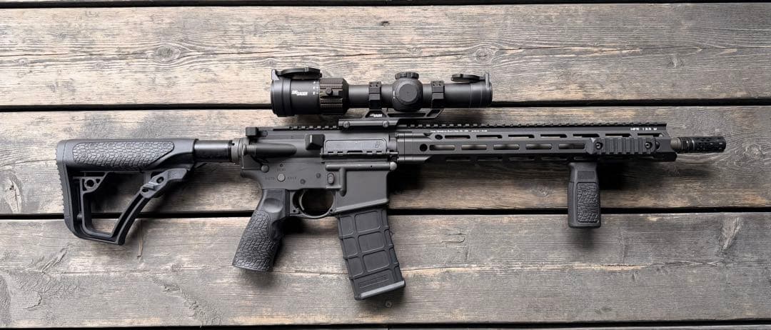 最安値！！【実物】SIG TANGO MSR 1-8x24 シグザウエルスコープ