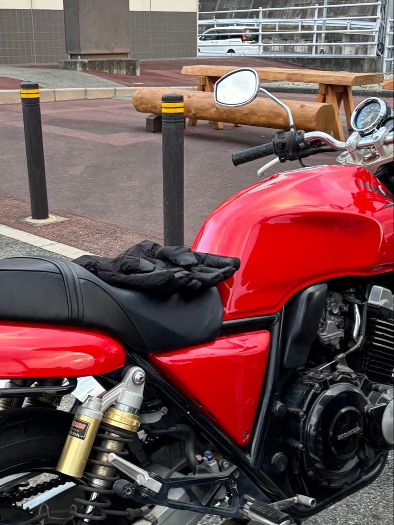 cb400sf nc31 純正　サイドカバー　テールカウル