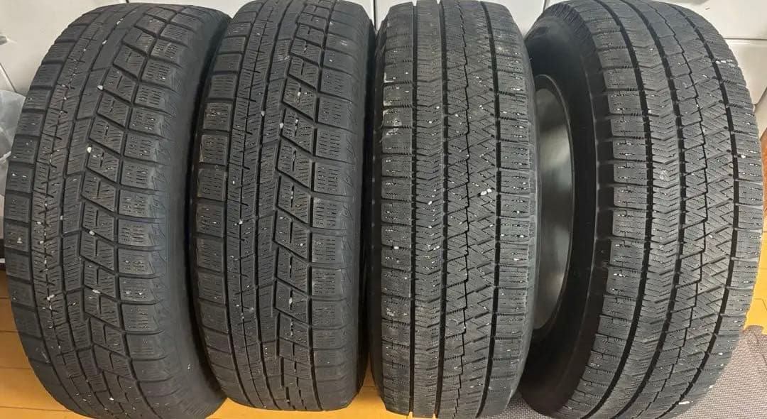 ヴォクシー 60純正15インチ スタッドレスタイヤ4本セットバリ溝ブリヂストン