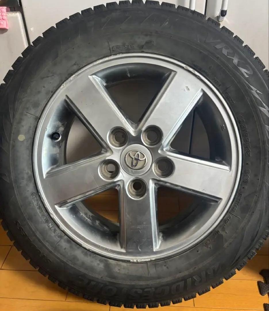 ヴォクシー 60純正15インチ スタッドレスタイヤ4本セットバリ溝ブリヂストン