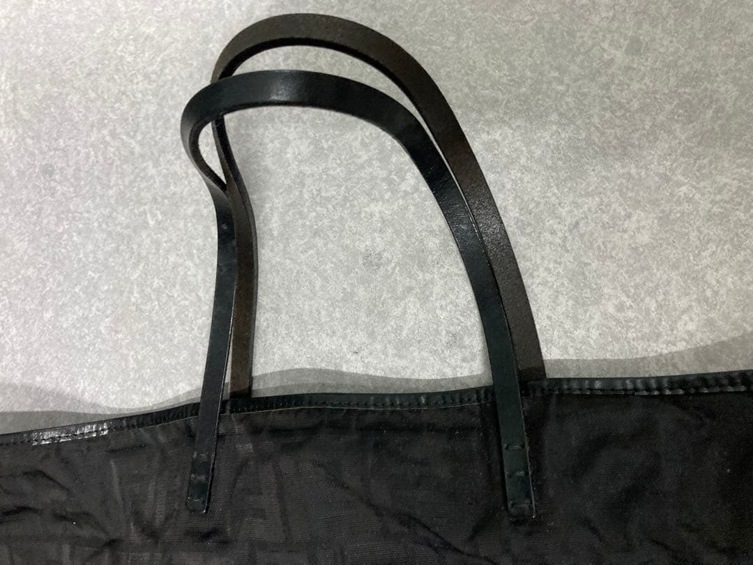 フェンディ FENDI ズッカ柄 トートバッグ ポーチ付