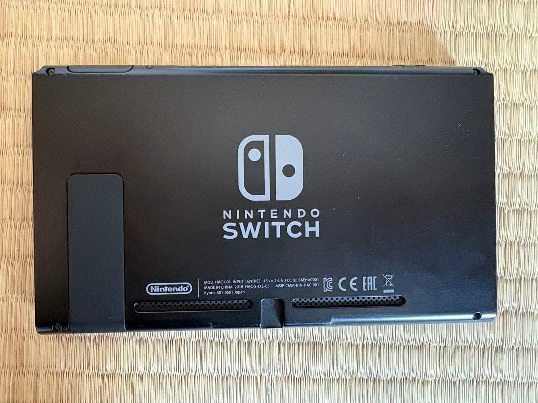 初代 Switch (2018年) 本体のみ　動作品