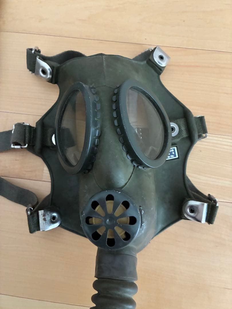 ガスマスク（52式防護マスク1型）