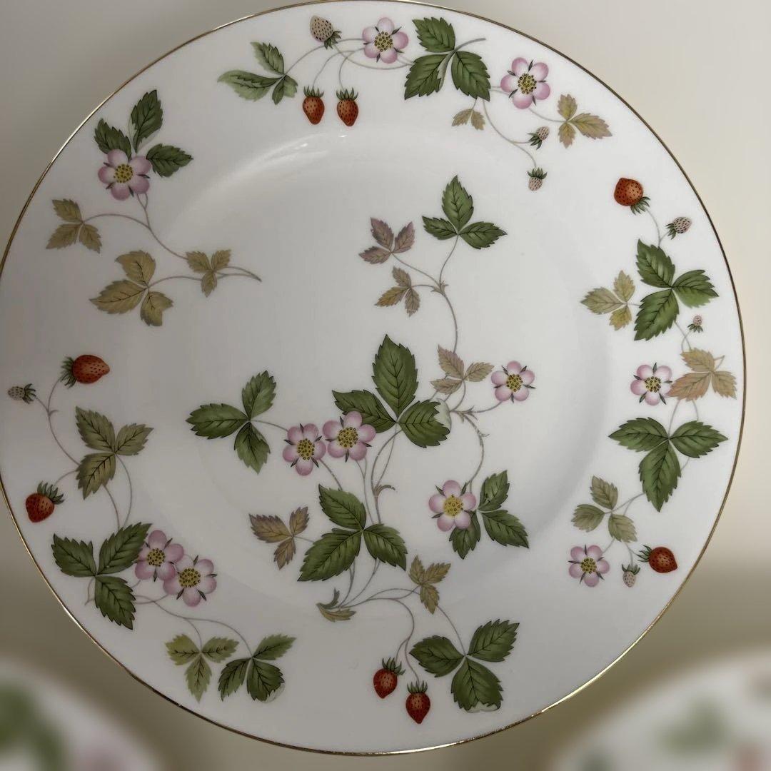 ウェッジウッド　ワイルドストロベリー　デザートプレート20.5cm 黒壺6枚