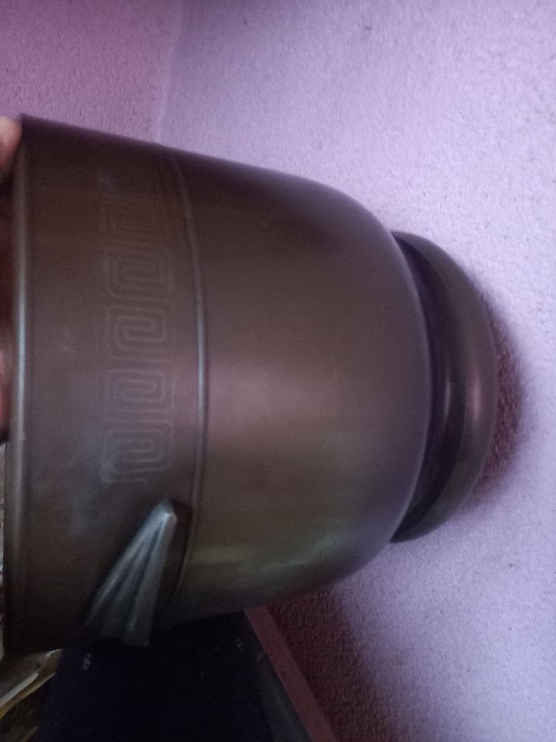 銅製品　火鉢ですよ！