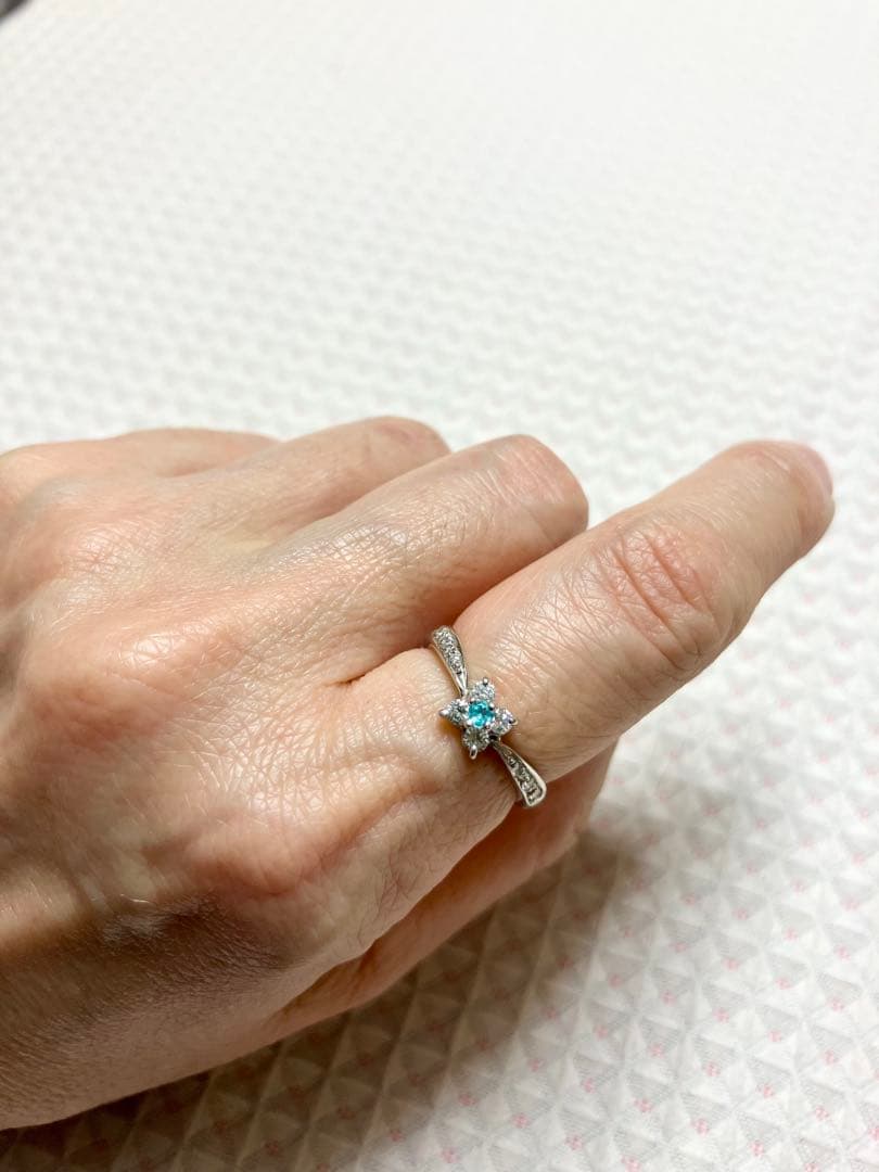 Y*U様 pt900＊パライバトルマリン＆ダイヤのフラワーデザインリングてす