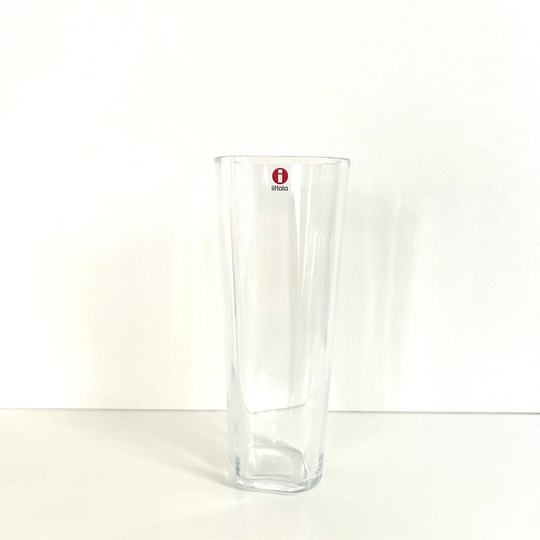 新品未使用品 イッタラ アルヴァアアルト ベース180花瓶 クリア