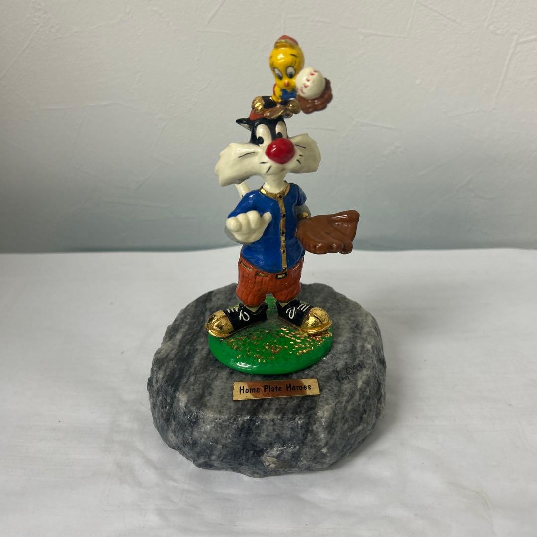 ワーナーブラザーズ　フィギュア