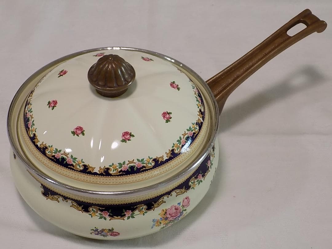 ASTA WEST GERMANY 1970年代のホーロー片手鍋　Used