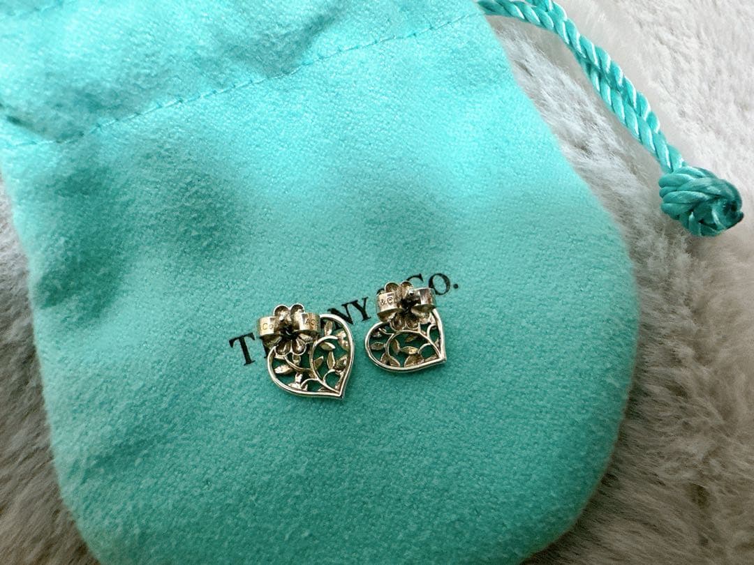 Tiffany & Co.　パロマピカソ　オリーブリーフ　ハートピアス