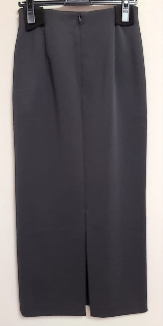 タグ付き　CADUNE　ダブルクロスタイトスカート　チャコール