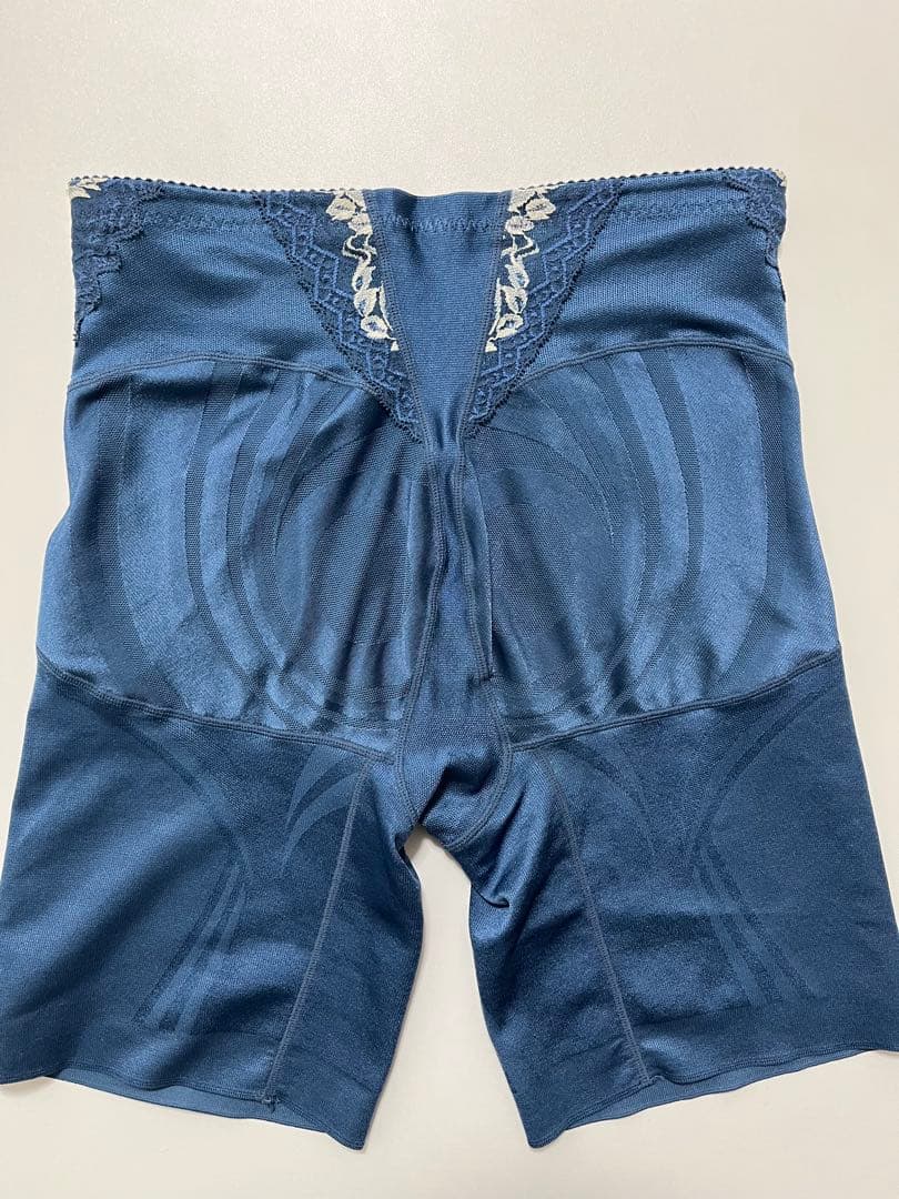 マルコ　リベルディーニュ　ロングガードル