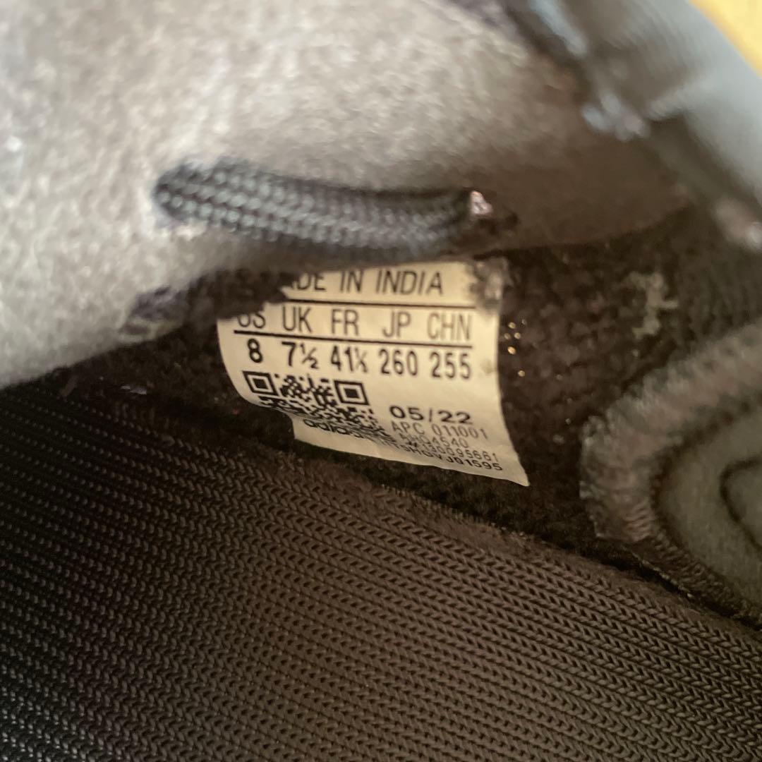 靴 adidas Yeezy Boost 350 V2