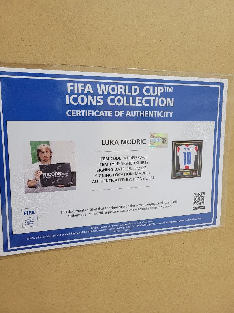 モドリッチ 直筆 サイン入り ユニフォーム ICONS クロアチア代表 正規品