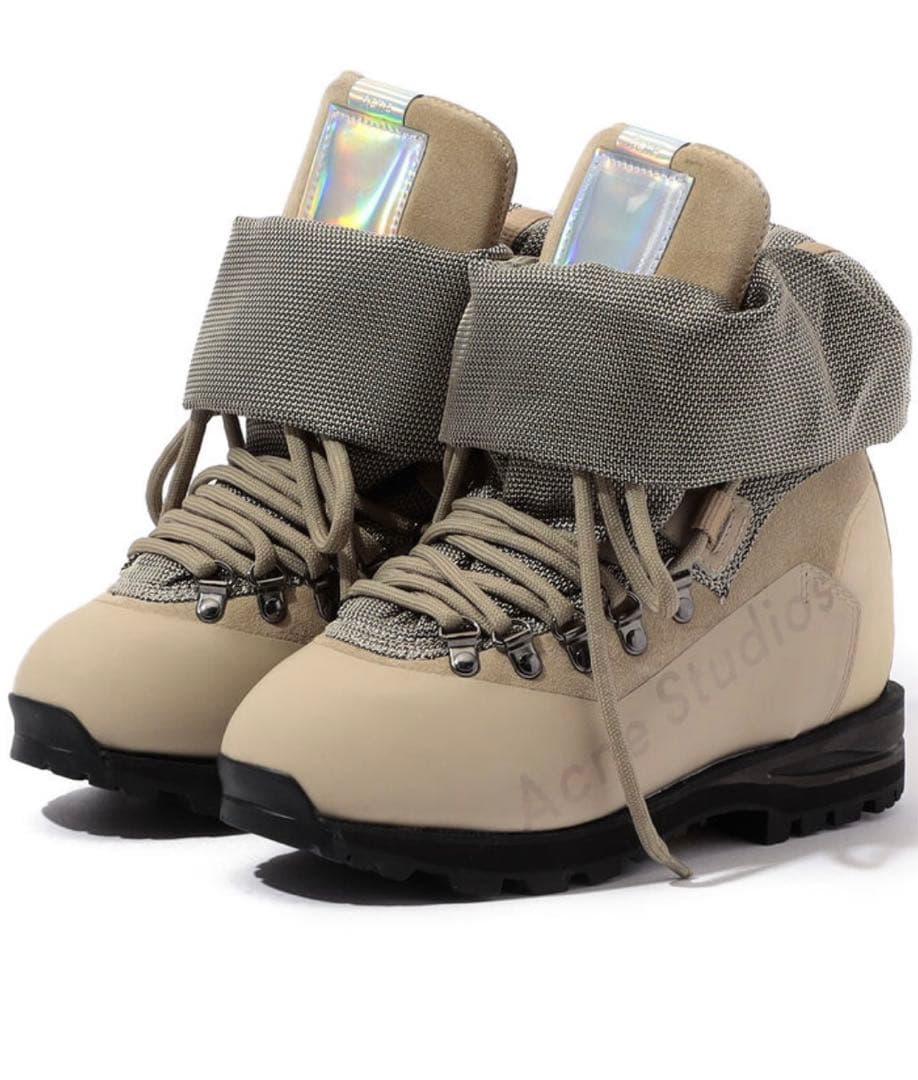 アクネストゥディオズ　スニーカー　トレッキングシューズ