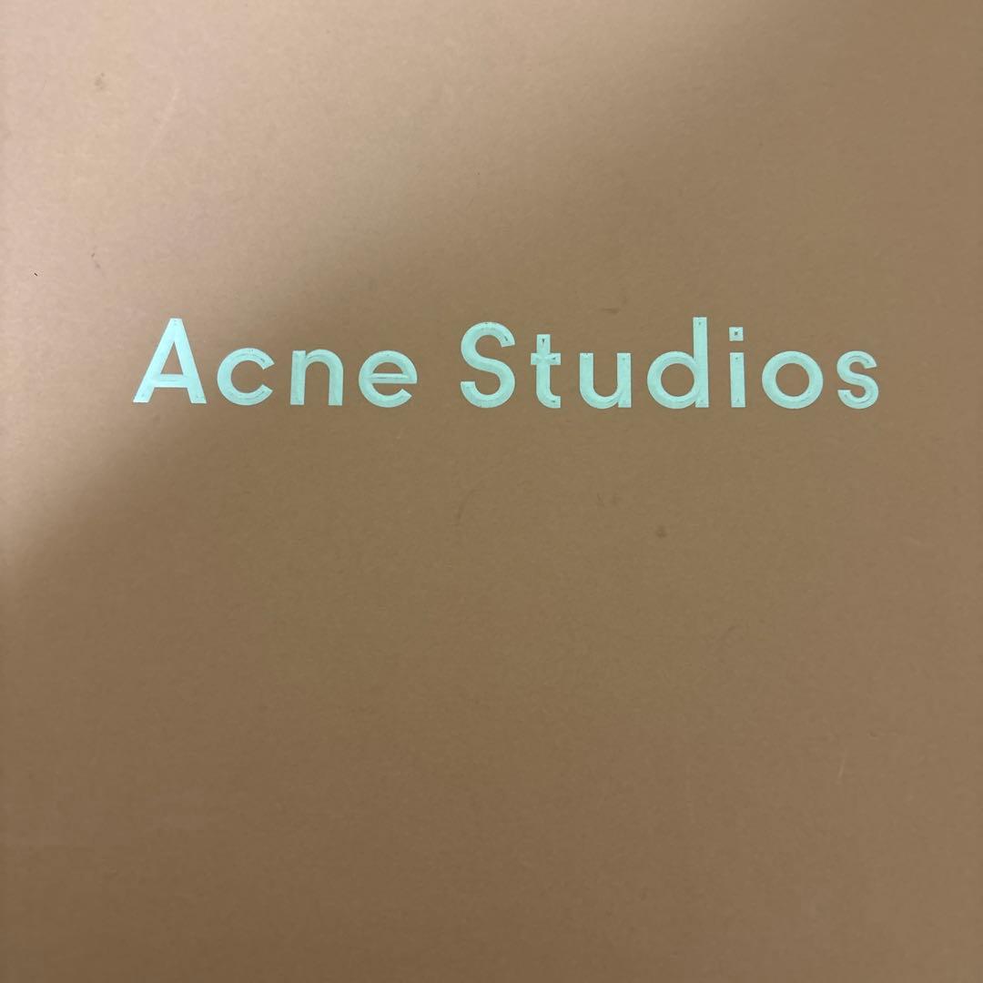 アクネストゥディオズ　スニーカー　トレッキングシューズ