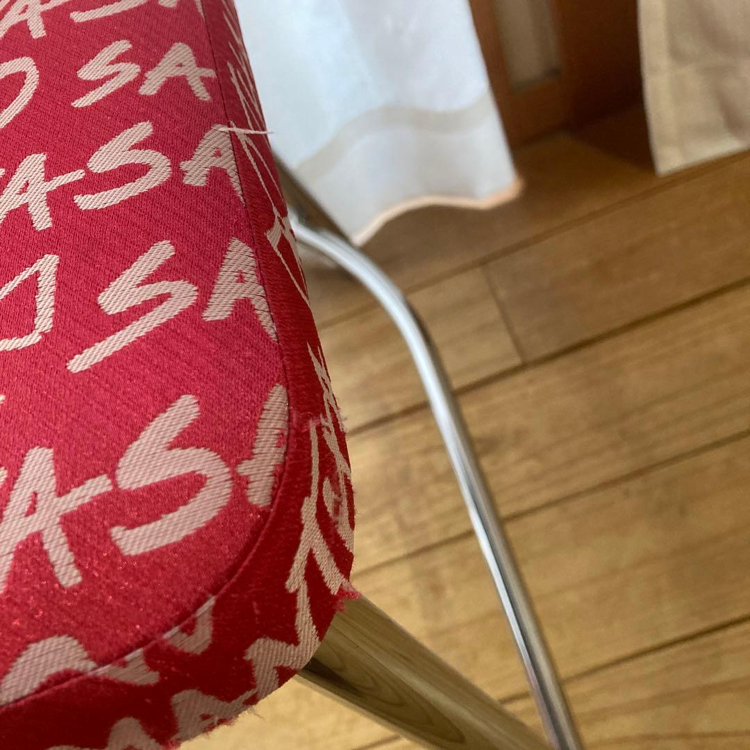 サマンサタバサ　椅子