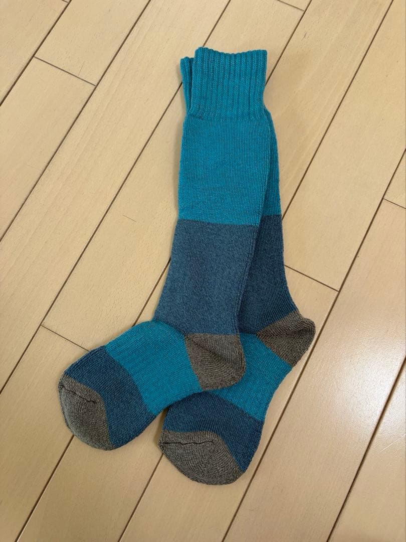 Columbia 子ども用スキーウェア 上下セットS（130〜140） 美品