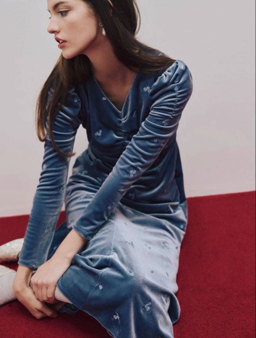 ベロア総刺繍ワンピース