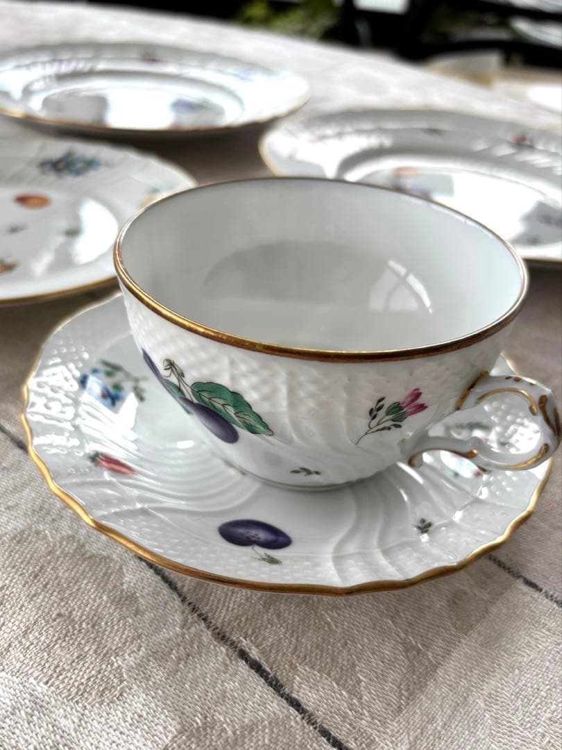 リチャードジノリ　ペルージャ　ベッキオフルーツ カップ2客&プレート４枚 計6点