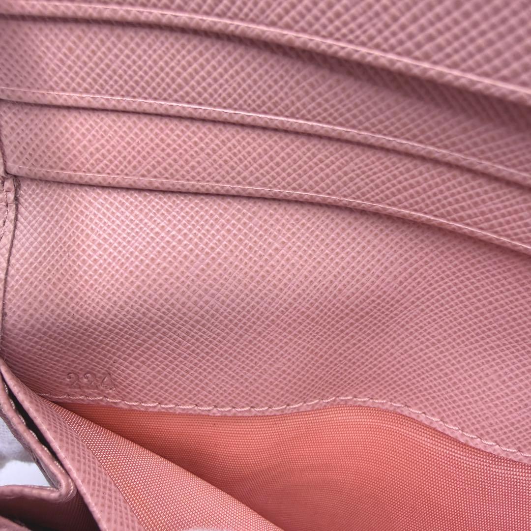 PRADA サフィアーノ 長財布 ピンク ゴールド金具 箱・カード付 メタル