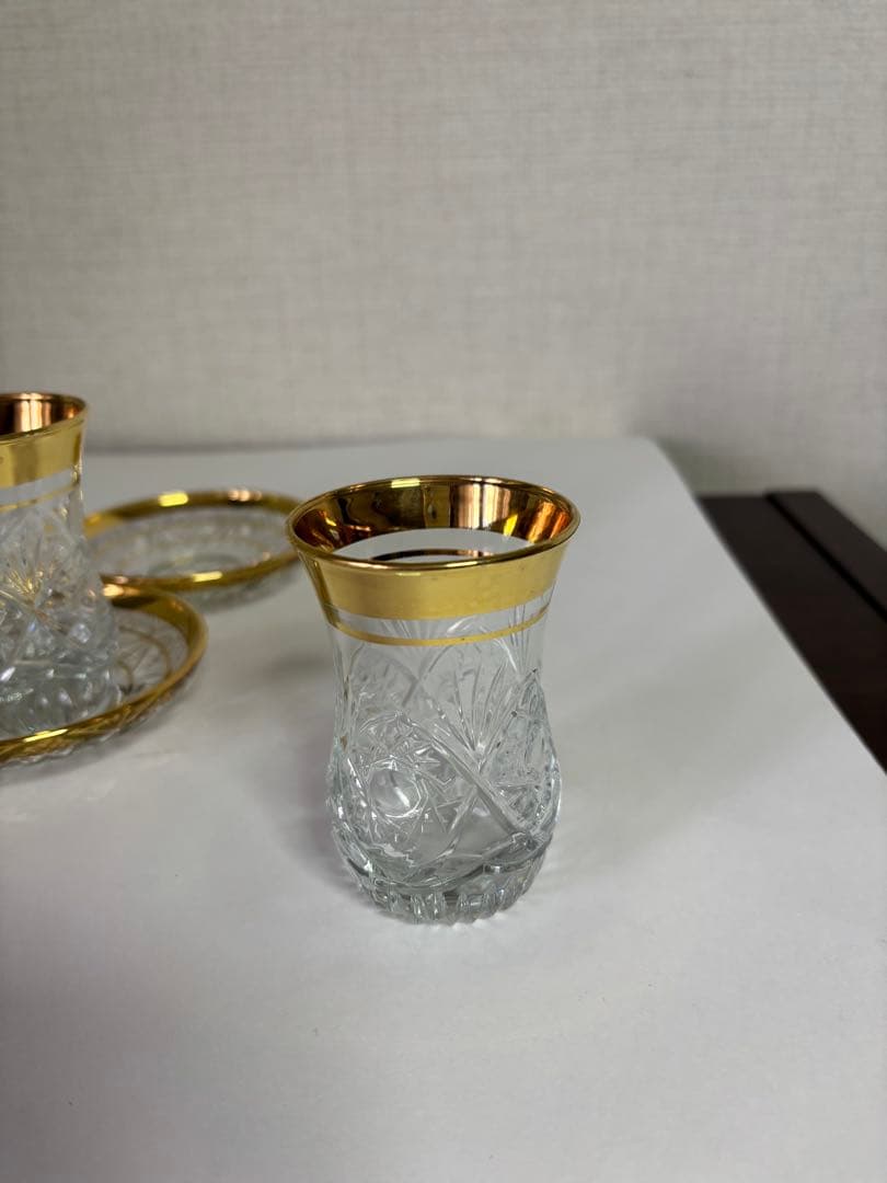 トルコ製24金メッキ縁取り　手作り カットグラスとソーサー6客 ビンテージ