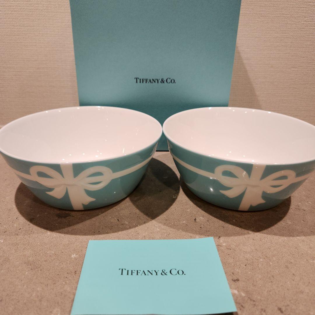 【新品未使用】ティファニー　ブルーリボン　サラダボール　2個セット　ペア　皿