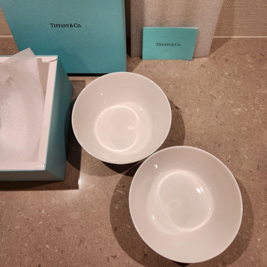 【新品未使用】ティファニー　ブルーリボン　サラダボール　2個セット　ペア　皿