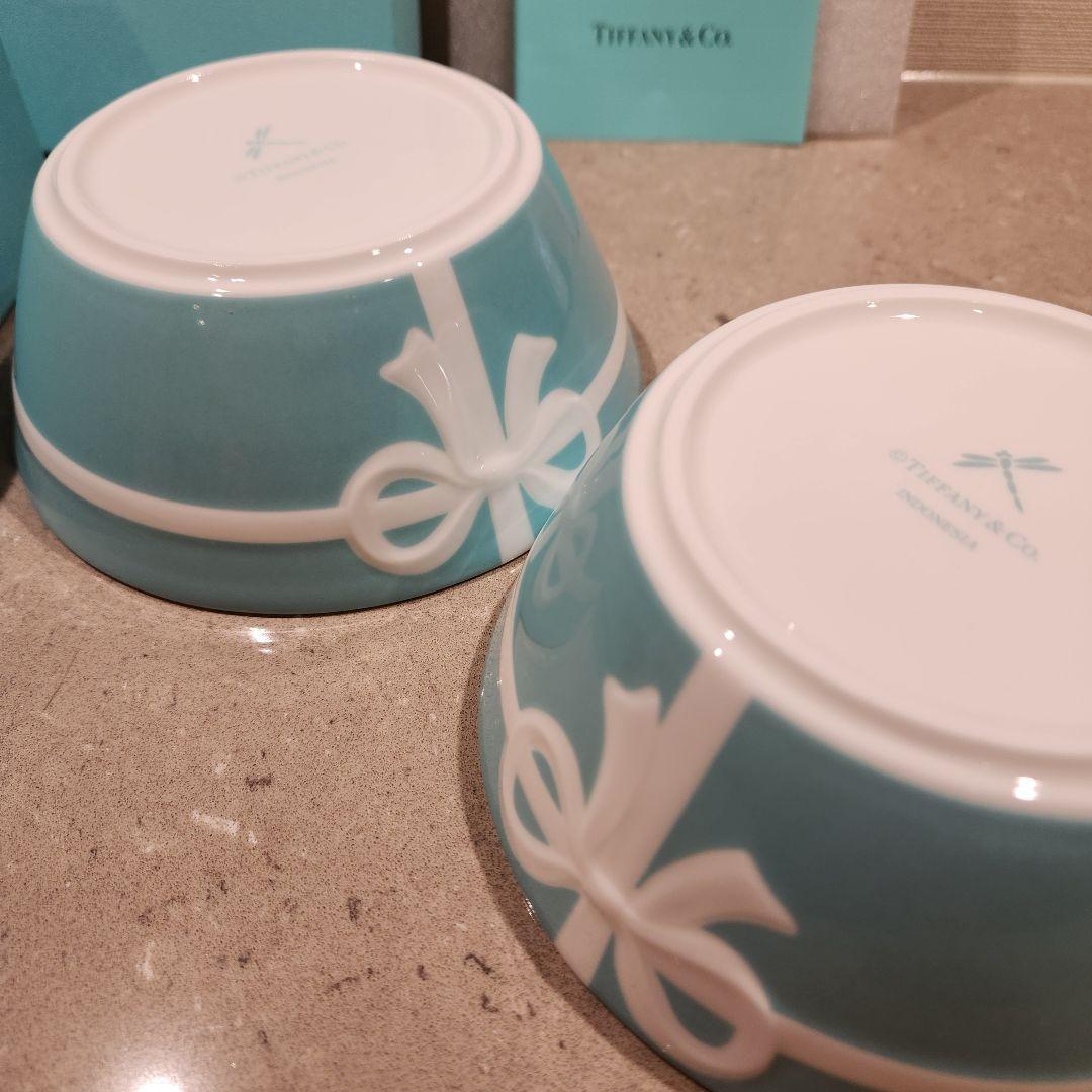 【新品未使用】ティファニー　ブルーリボン　サラダボール　2個セット　ペア　皿